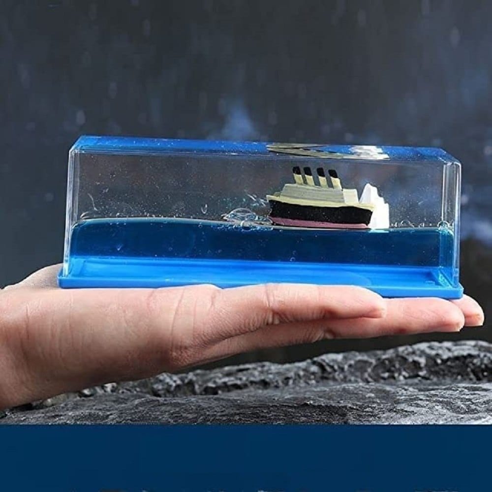 Paper Weight & Pen Holder – Floating Ship Design Desk Accessory (Rectangle)